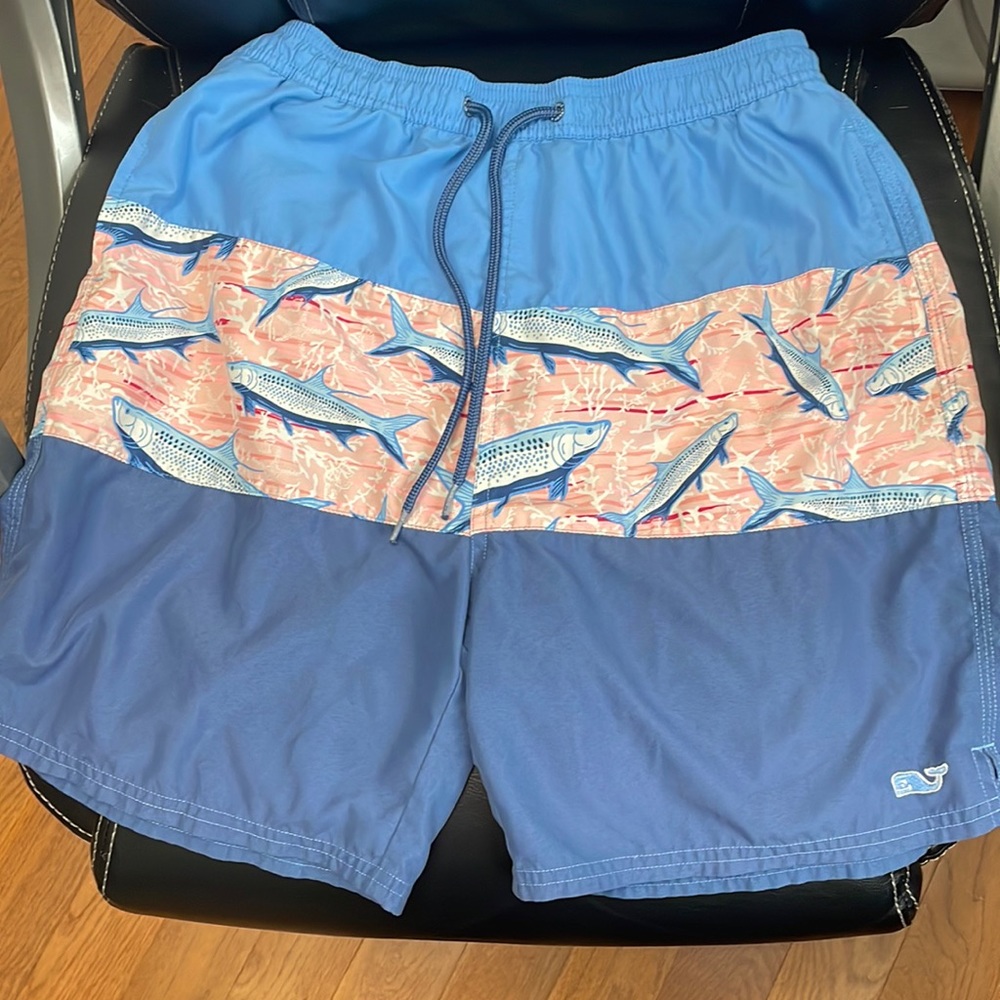 Boys vineyard vines swim trunks